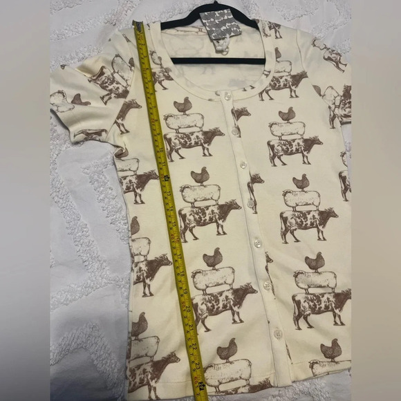 NWT Women’s Kate Quinn Stacked Animal Tshirt - Picture 4 of 8